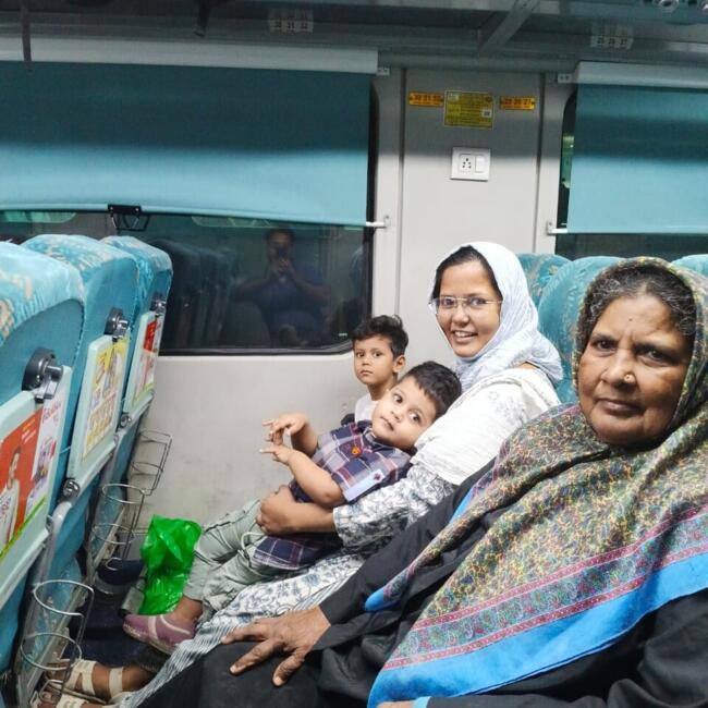 लखनऊ में बेबीसिटिंग की नौकरी: Mohsina