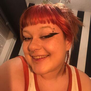 Babysitter in Nottingham: Daisy