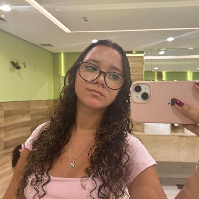 Babá em Vila Velha: Manu