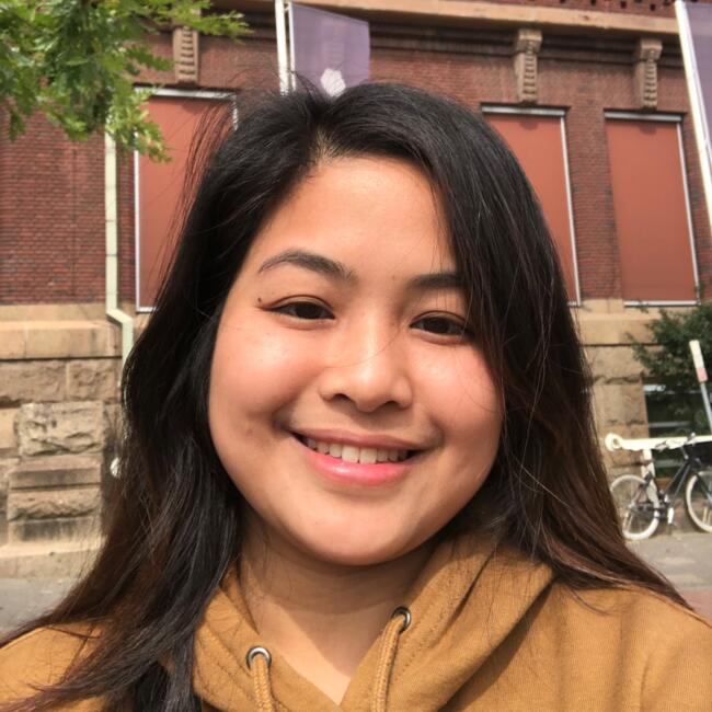 Babysitter in The Hague: Joy