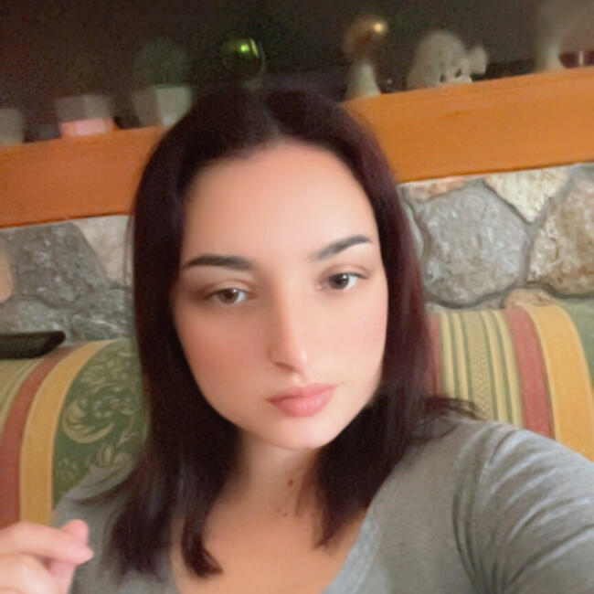 Babysitter in Acireale: Miriana Florio
