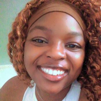 Babysitter in Cape Town: Melody