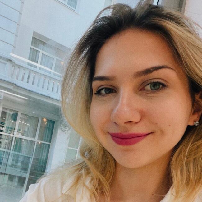Babysitter in Madrid: Iryna