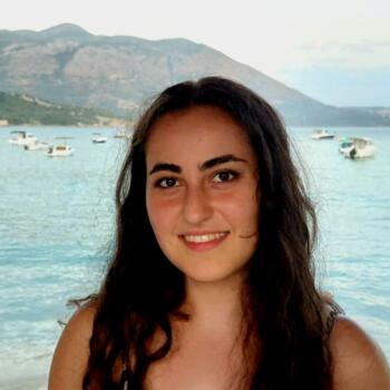 Babysitter in Montreal: Melissa