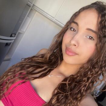 Babá em Montes Claros: Leticia