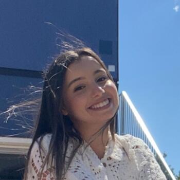 Babysitter in Ganshoren: Sirine
