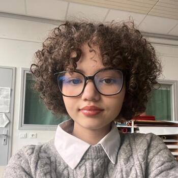 Babysitter in Villiers-le-Bel: Lou