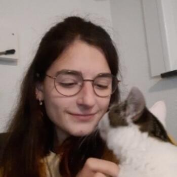 Babysitter in Genk: Charlotte