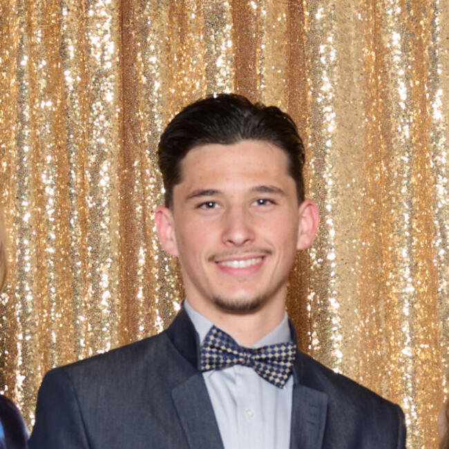 Babysitter in Kresnice: Maks