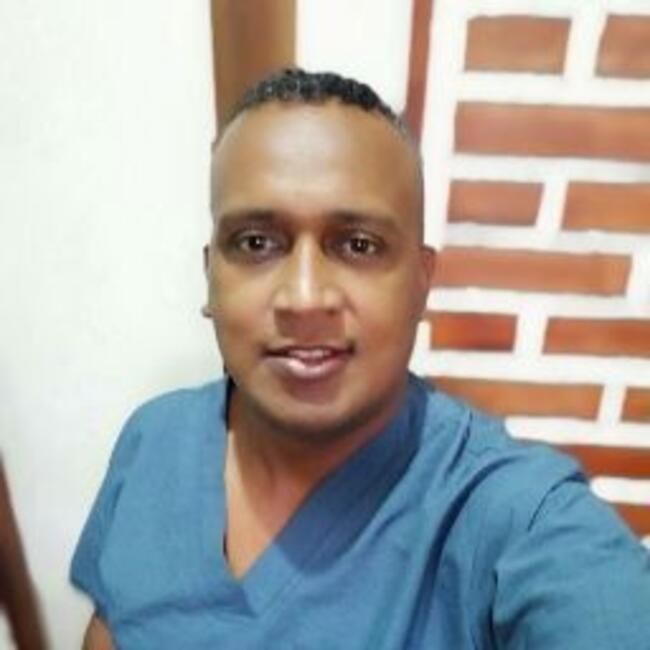 Babysitting job in Popayán: Edward