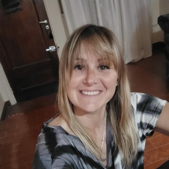 Niñera en Necochea: Andrea