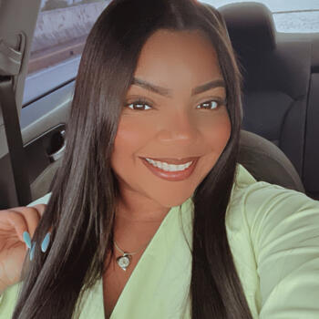 Babysitter in Panama City: Maestra Melanie