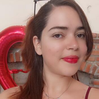 Babysitter in Manzanillo: Alejandra