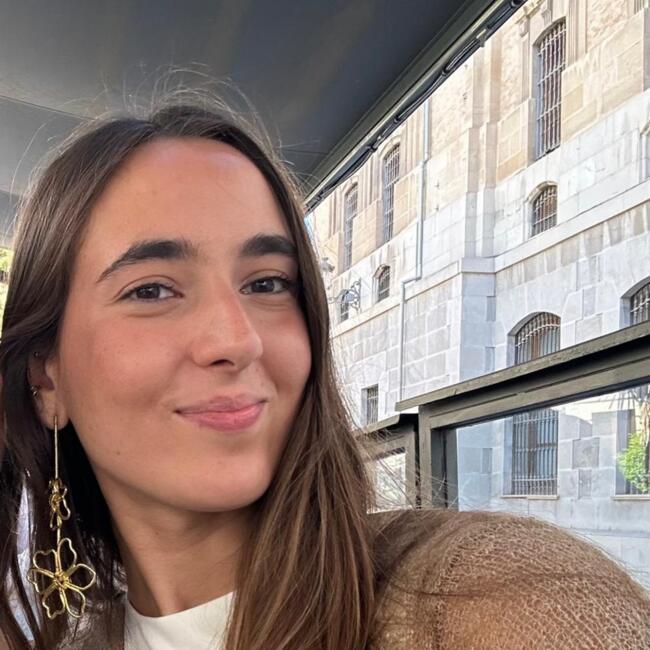 Nanny in Jaén: Elena