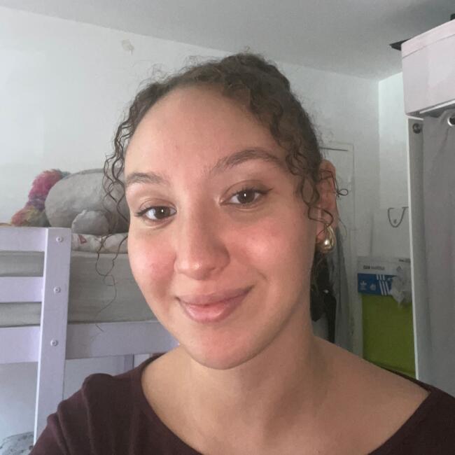 Babysitter in Joinville-le-Pont: Sarra