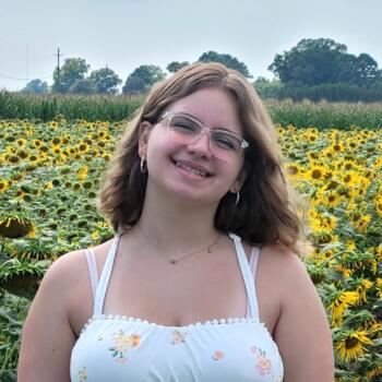 Babysitter in Martinsburg: Natalie