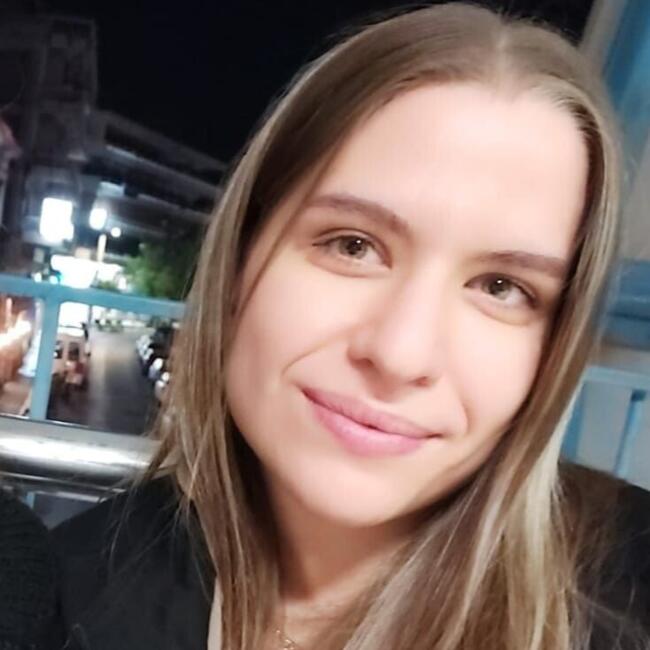 Babysitter a Milano: Nikoletta