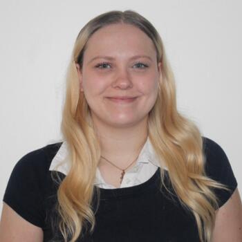 Babysitter Mississauga: McKayla