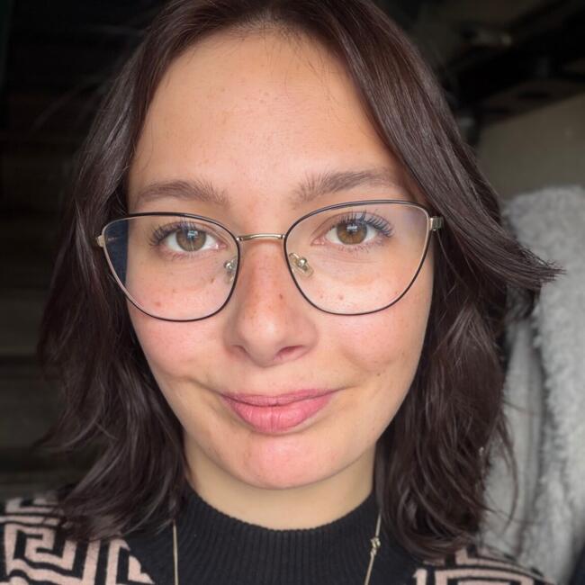 Babysitter in Vivegnis: Océane