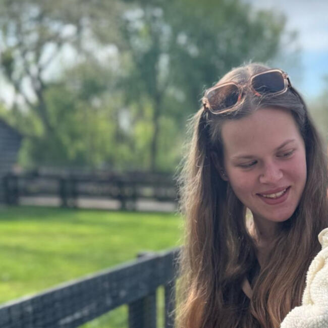 Babysitter in Nieuw- en Sint Joosland: Yara