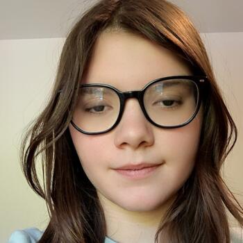Babysitter in Montpellier: Mila