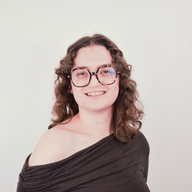 Babysitter in Auvers-le-Hamon: Noémie