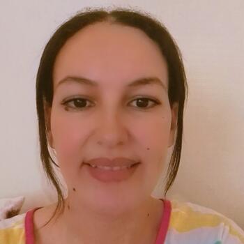 Babysitter in Oujda: Aicha