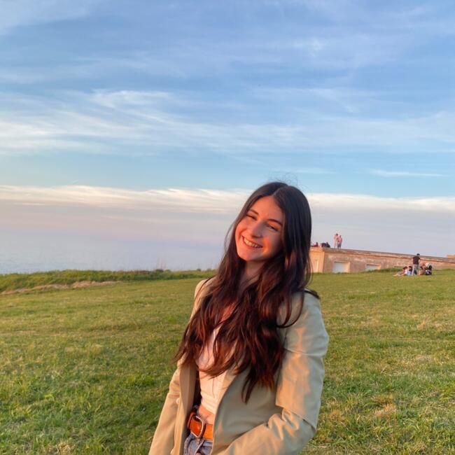 Babysitter in Oviedo: Esther