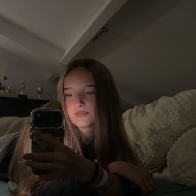 Babysitter in Ham-sur-Heure-Nalinnes: Celia
