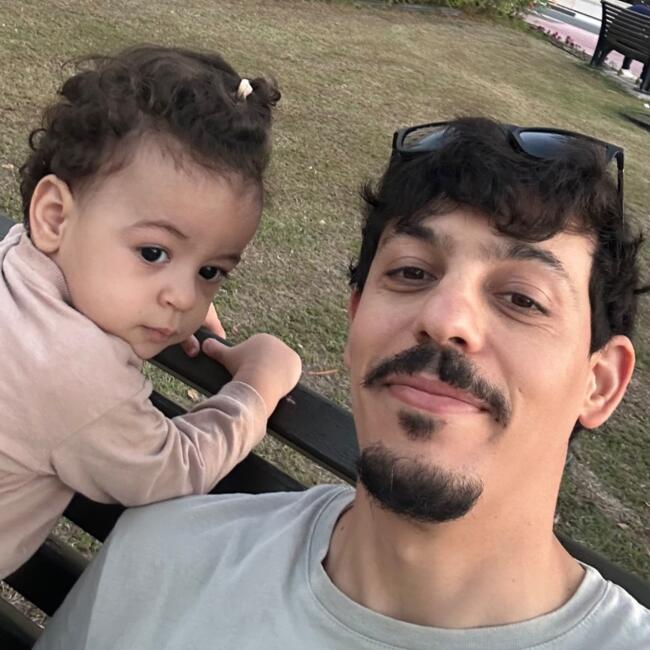 وظيفة جليسة أطفال في الدوحة: Yakoub