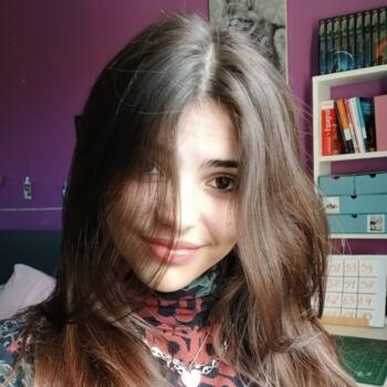 Babysitter in Toulouse: Emma