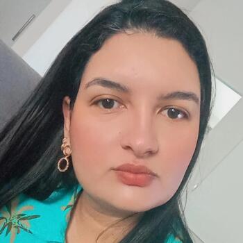 Babá em Palmas: Monika Leite