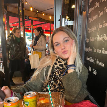 Baby-sitter Amiens: Valentine