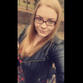 Babysitting job in Heanor: babysitting job Ashton