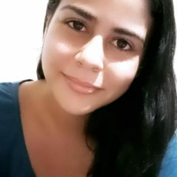 Niñera en Uruguay: Lucia