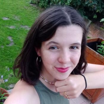 Baby-sitter Bruxelles: Lore