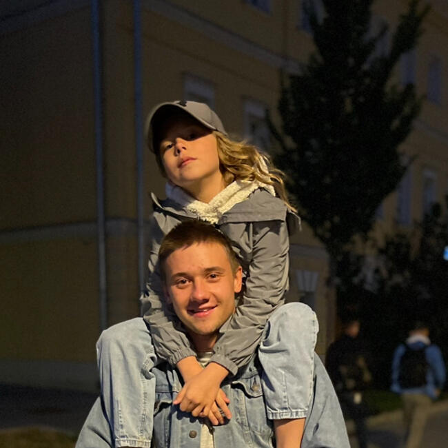 Babysitter in Helsinki: Artem