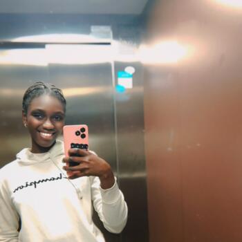 Nanny in Granollers: Kamassokho