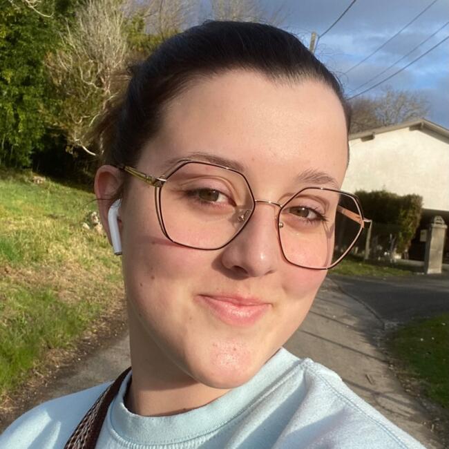 Babysitter in Peyrehorade: Amandine