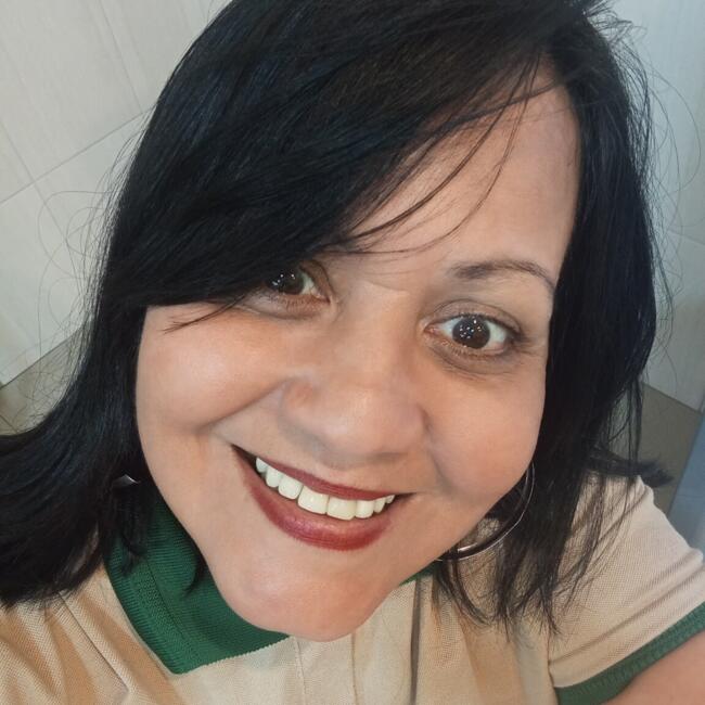 Babysitter in Vitória da Conquista: Luciane