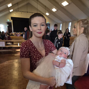 Babysitter in Kill: Ali
