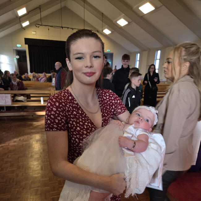 Babysitter in Kill: Ali