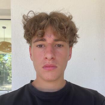 Babysitter in Marseille: Nicolas