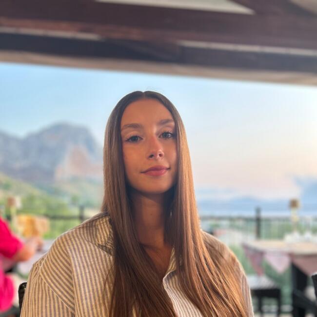 Babysitter in Milan: Arianna