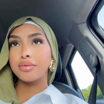 Babysitter in Lille: Lina