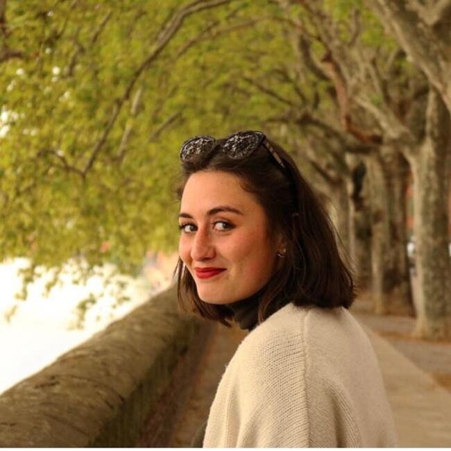Babysitter in Toulouse: Camille