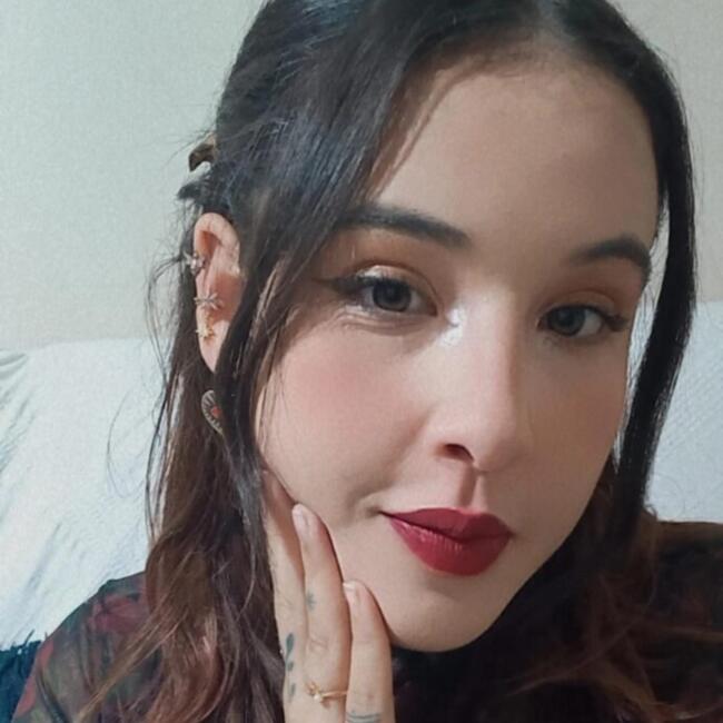 Babysitter in Porto Alegre: Júlia
