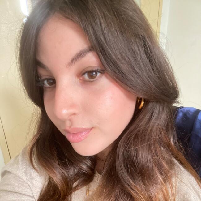 Babysitter in Tremblay-en-France: Célia