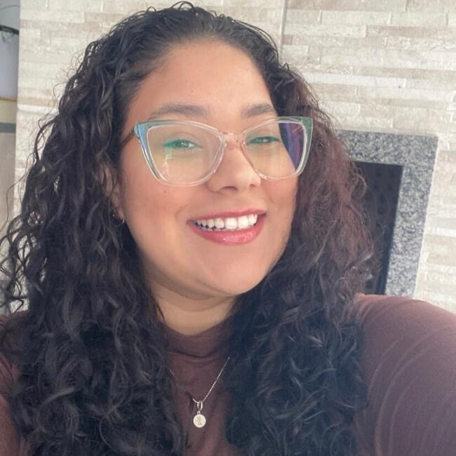 Emprego de babá em Brusque: Maiara