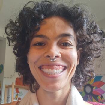 Babysitter in Uberaba: Laura